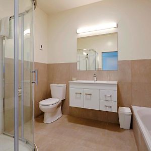 Superior King Suite